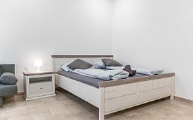 Homelike 2Br Apt Near U1 Reumannplatz - 9 Min To Center